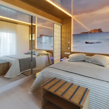 Lux Isla 3*