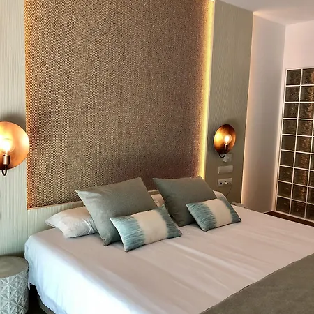 Szálloda Lux Isla Talamanca (Ibiza)