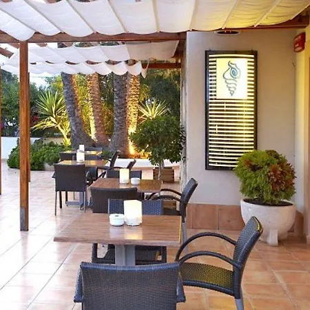 Lux Isla Szálloda Talamanca (Ibiza)