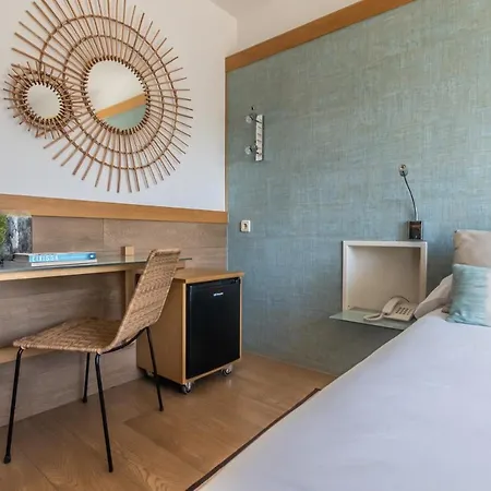 Lux Isla 3*